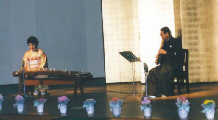 �t�̊C�y�����I�q�E�{���t���R�z