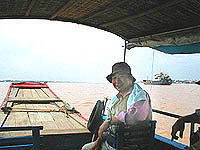 かなり多くの船が行き来する