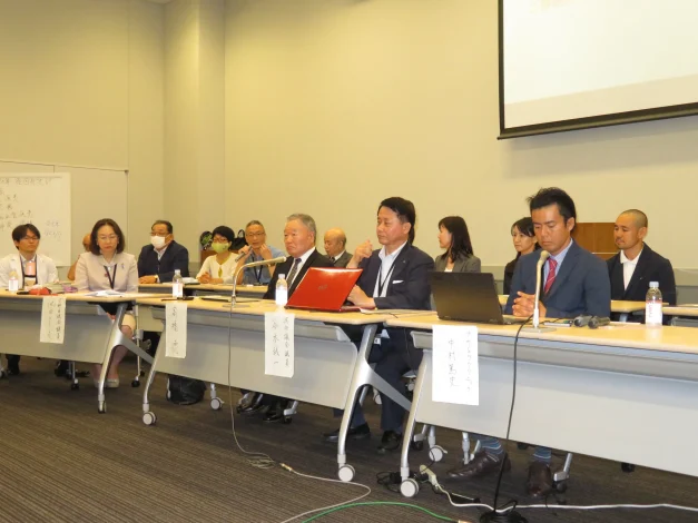 国内の医師ら４５０人がワクチン接種中止を求めて嘆願書を提出